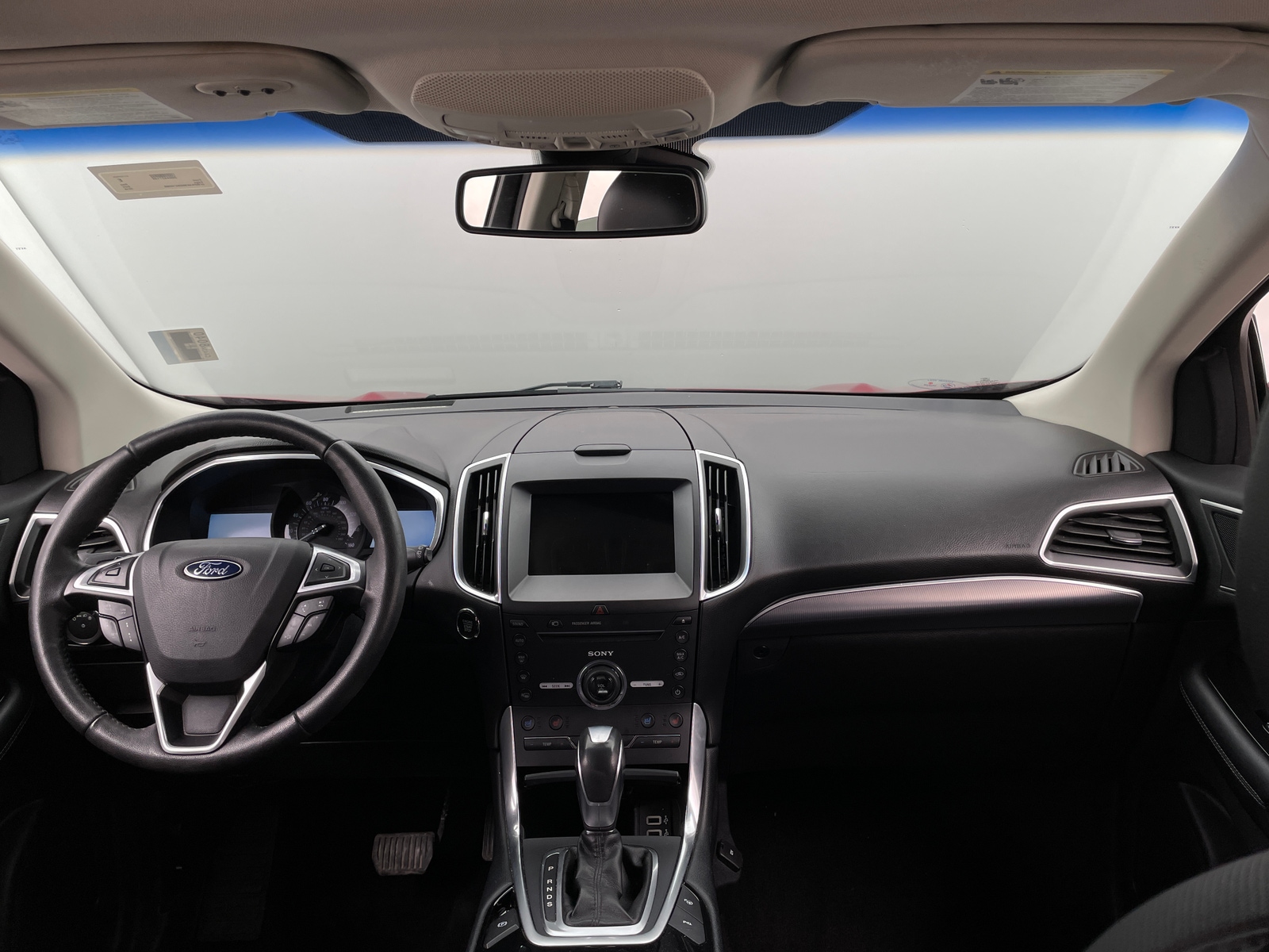 Thumbnail: 2016 Ford Edge - 2