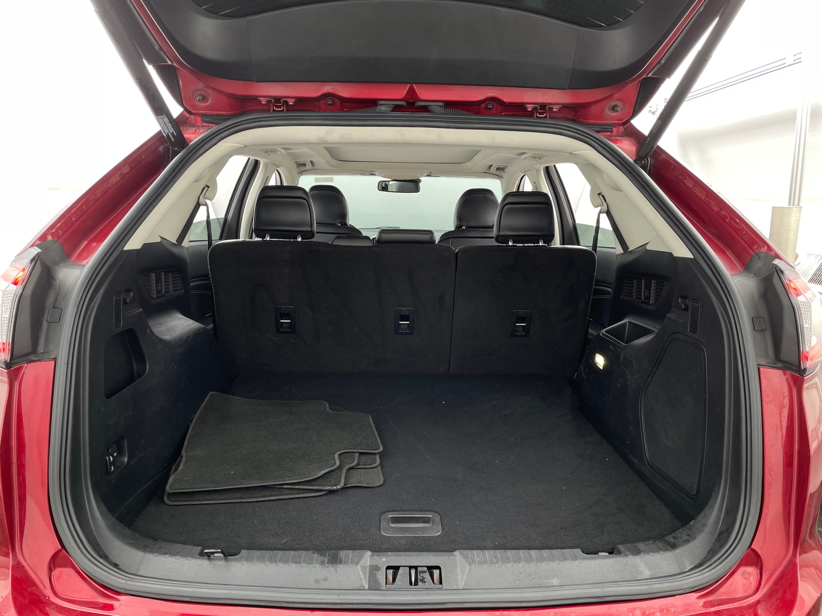 Thumbnail: 2016 Ford Edge - 6