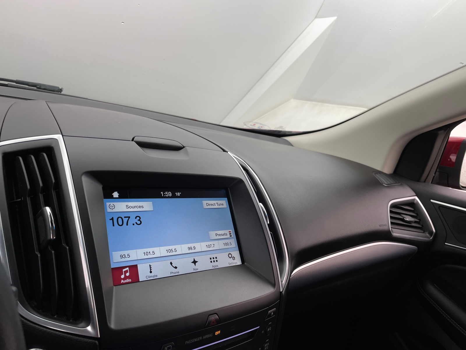 Thumbnail: 2016 Ford Edge - 3