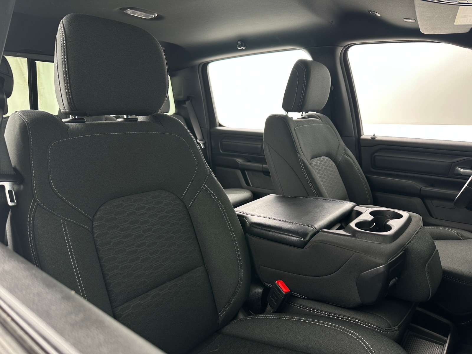 Thumbnail: 2025 RAM 1500 - 2