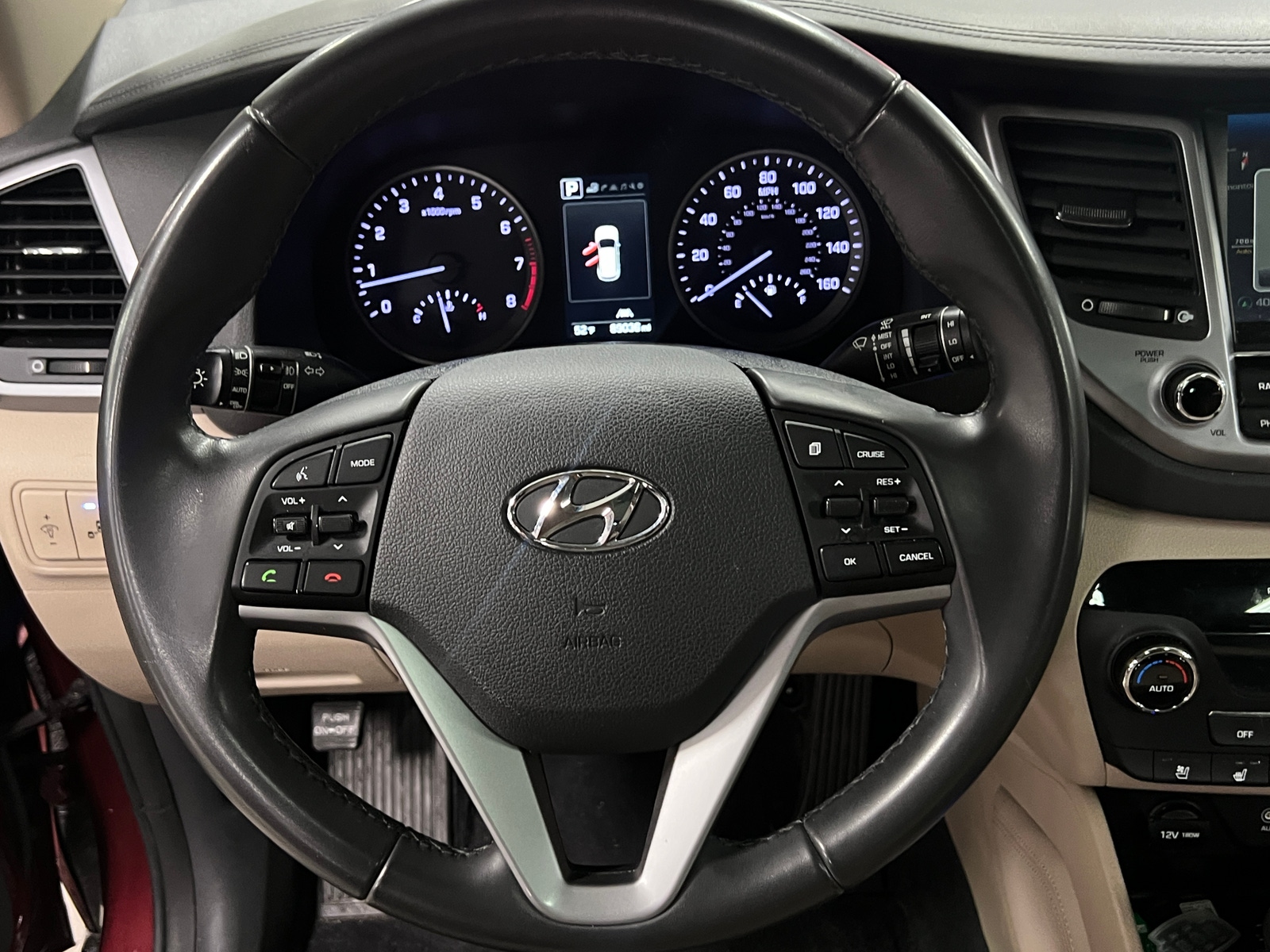 Thumbnail: 2017 Hyundai Tucson - 4