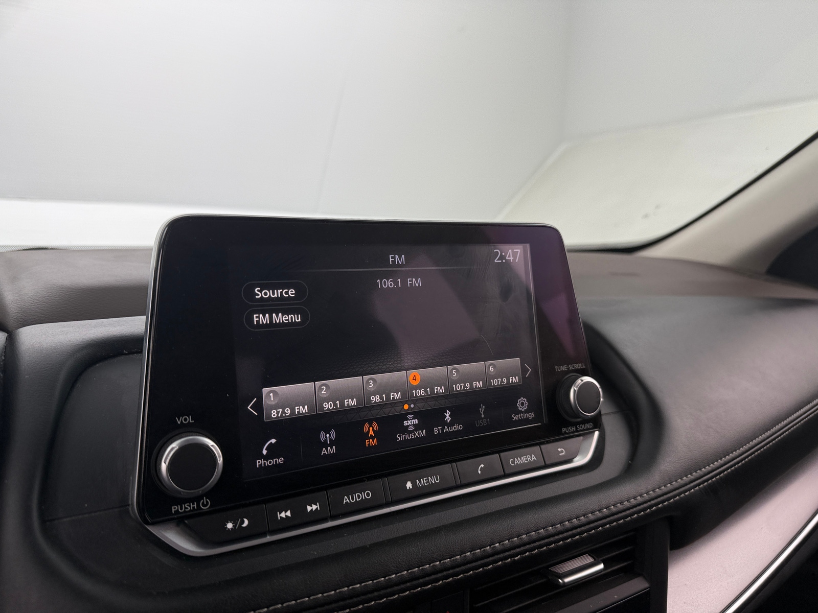 Thumbnail: 2023 Nissan Rogue - 4