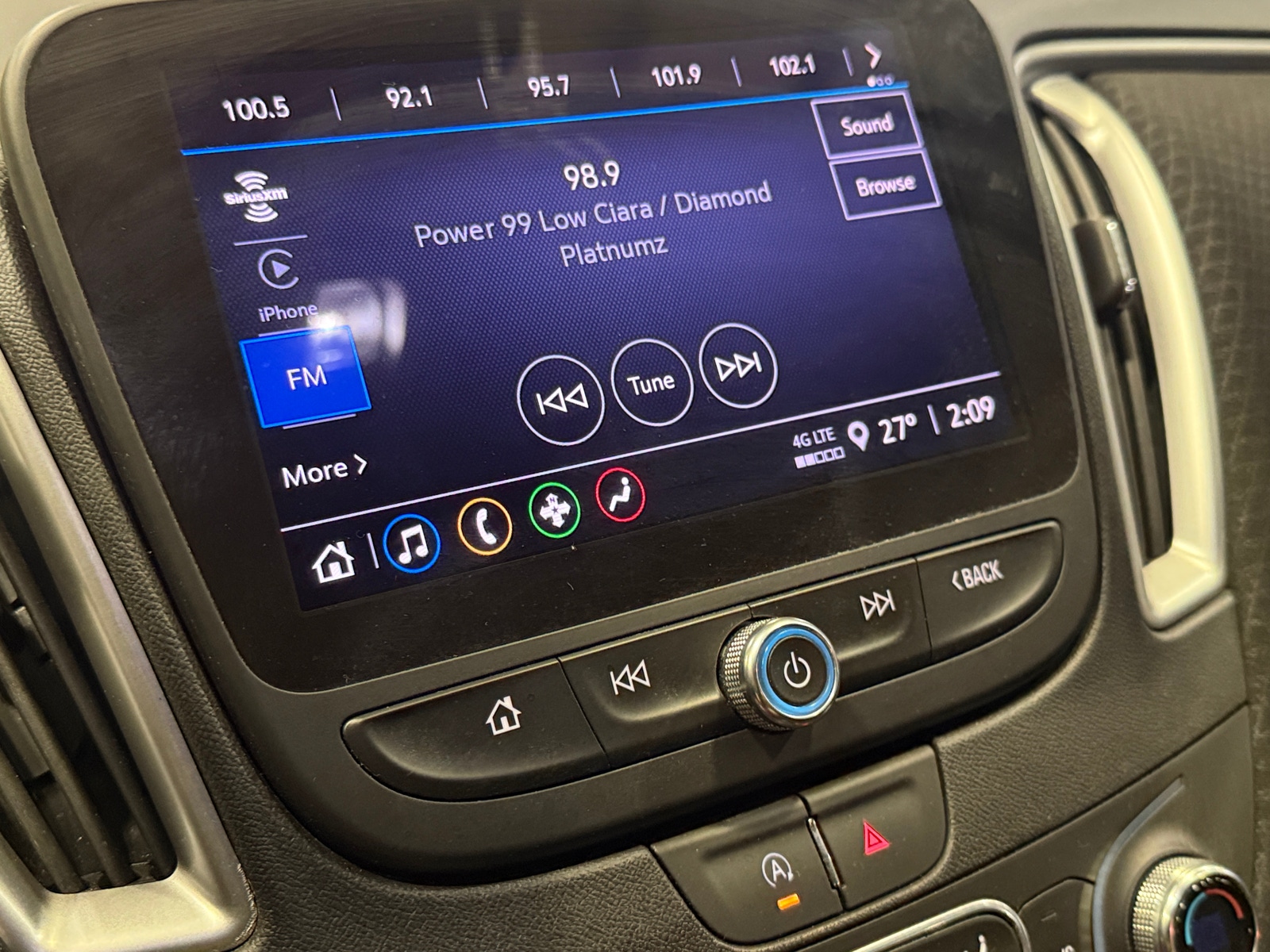 Thumbnail: 2024 Chevrolet Malibu - 4