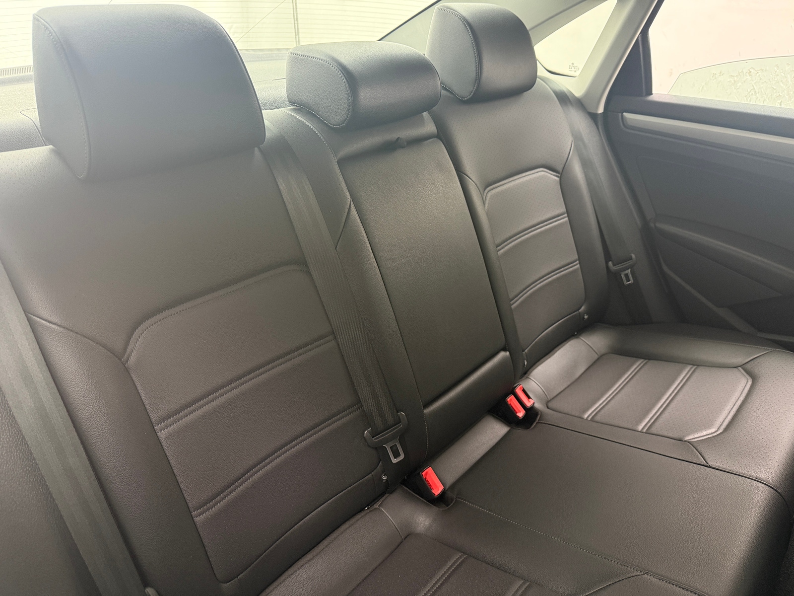 Thumbnail: 2021 Volkswagen Passat - 5