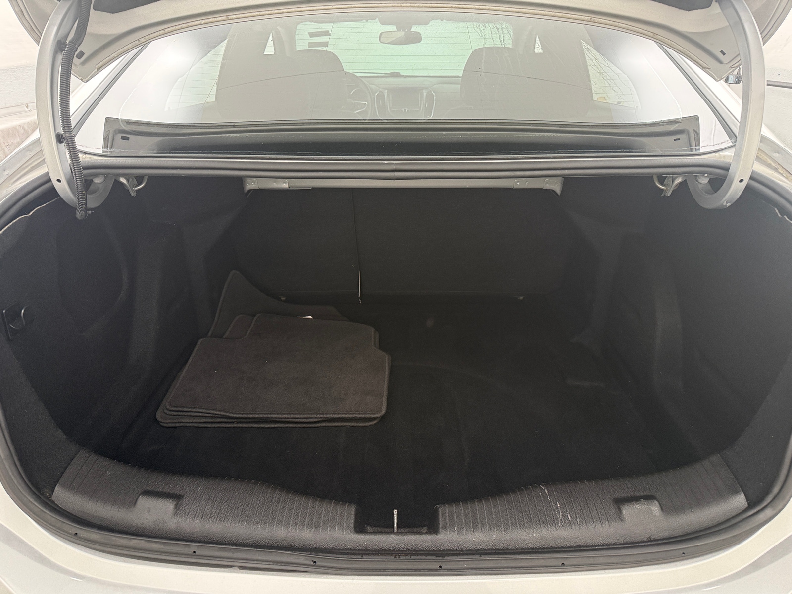 Thumbnail: 2018 Chevrolet Cruze - 7