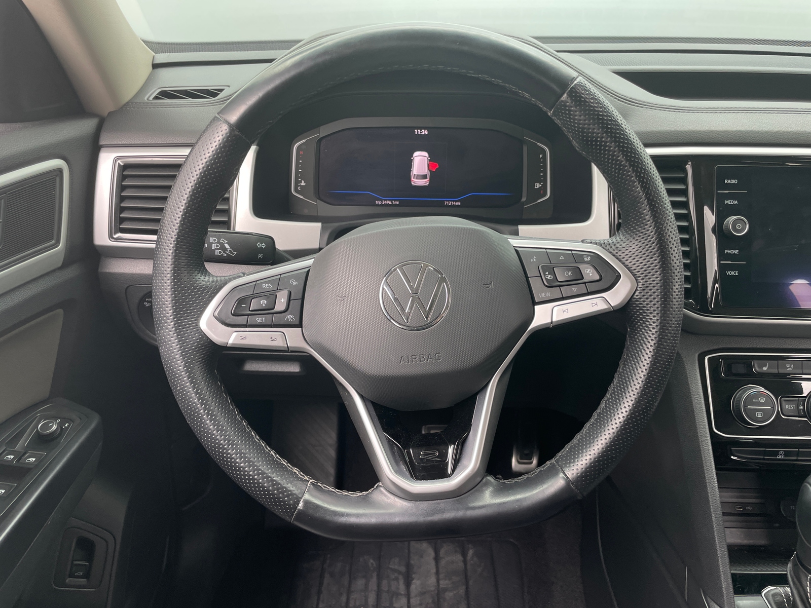 Thumbnail: 2021 Volkswagen Atlas - 4