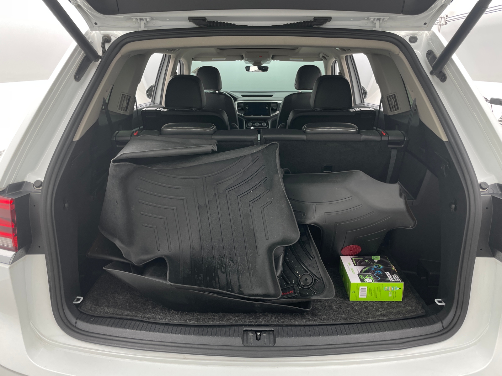 Thumbnail: 2021 Volkswagen Atlas - 6