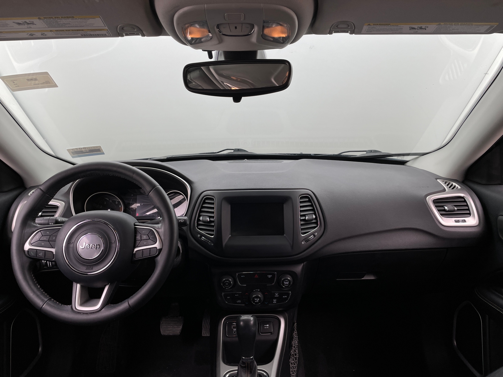 Thumbnail: 2019 Jeep Compass - 3