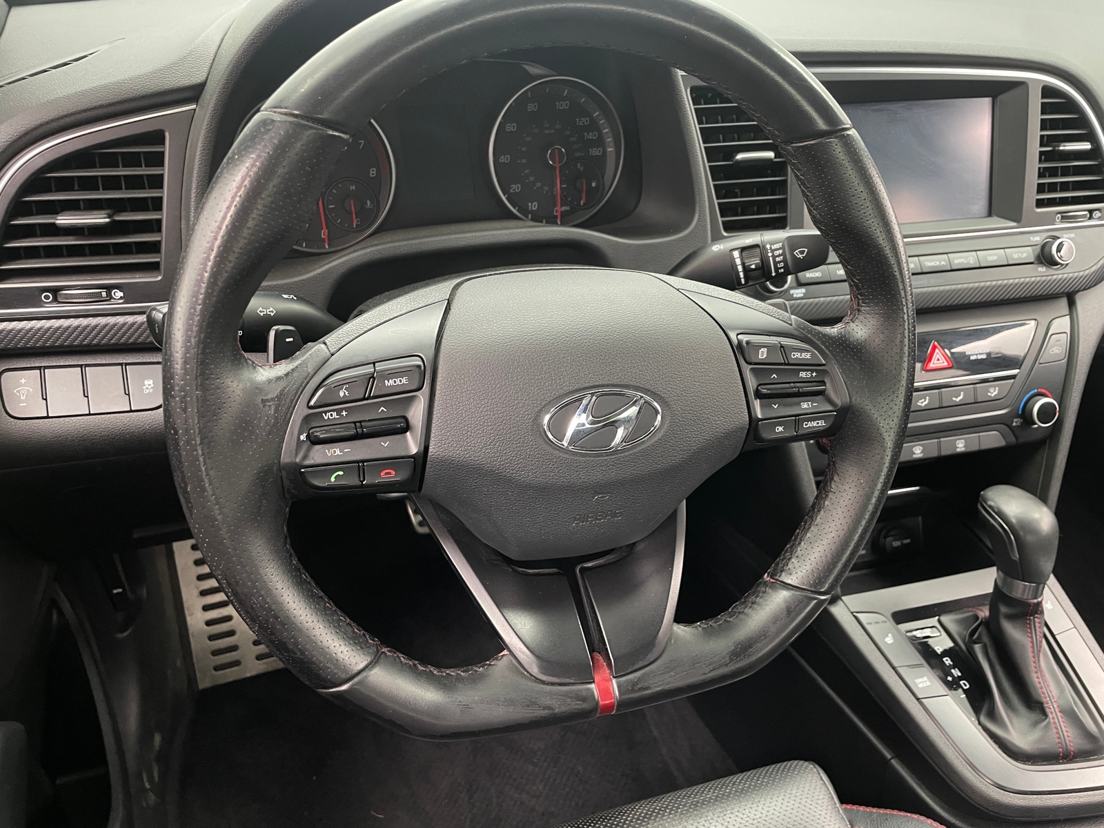 Thumbnail: 2017 Hyundai Elantra - 4