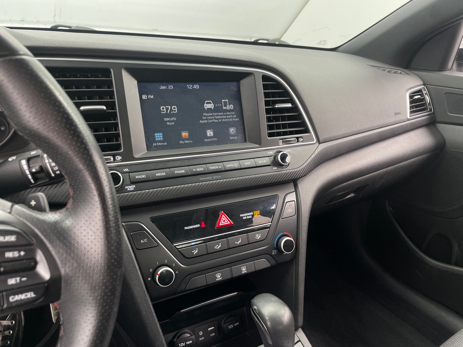 Thumbnail: 2017 Hyundai Elantra - 3