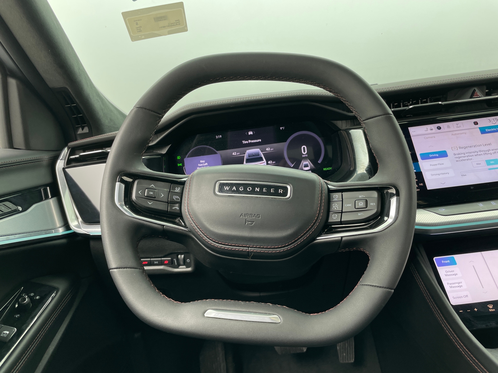 Thumbnail: 2024 Jeep Wagoneer S - 4