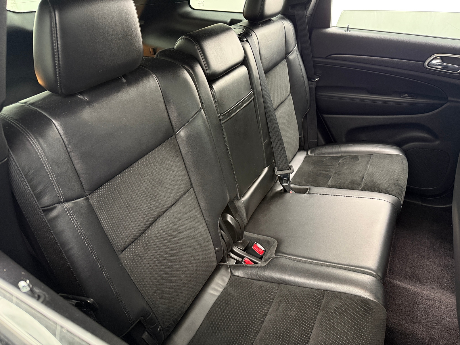 Thumbnail: 2017 Jeep Grand Cherokee - 5