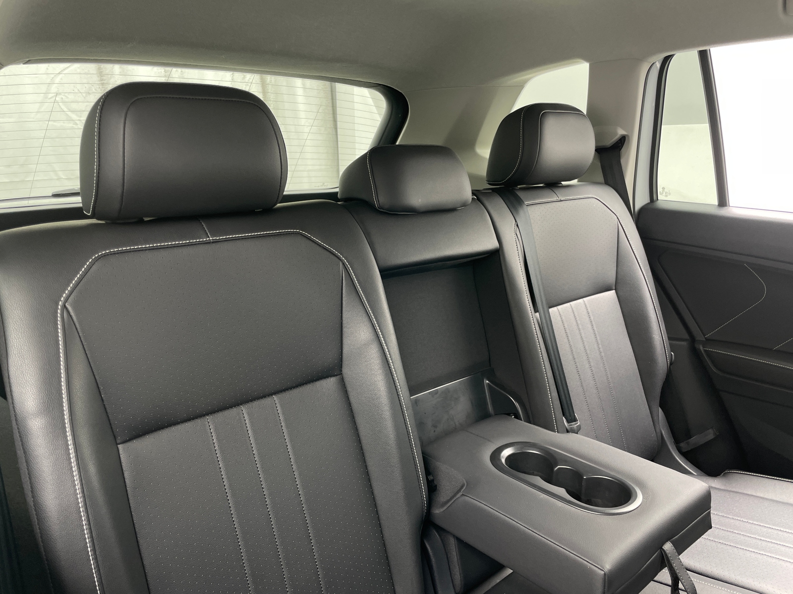 Thumbnail: 2024 Volkswagen Tiguan - 5