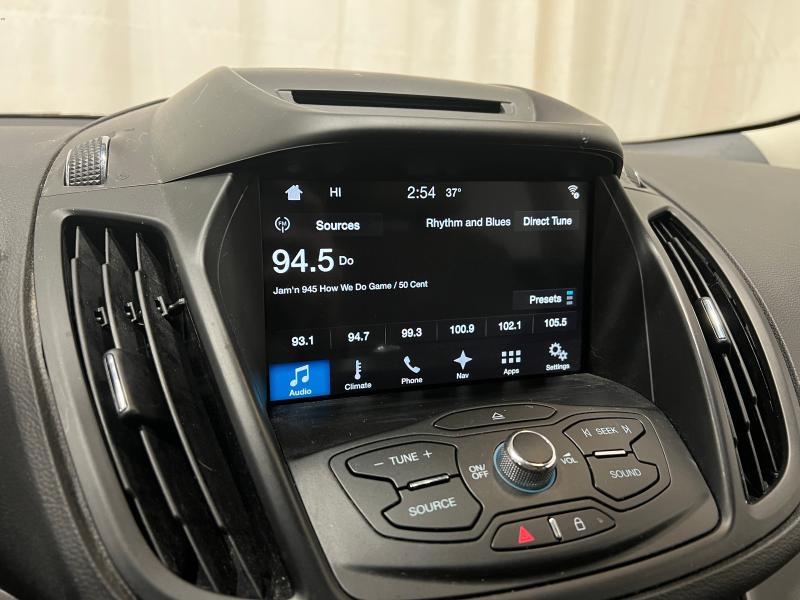 Thumbnail: 2016 Ford Escape - 3