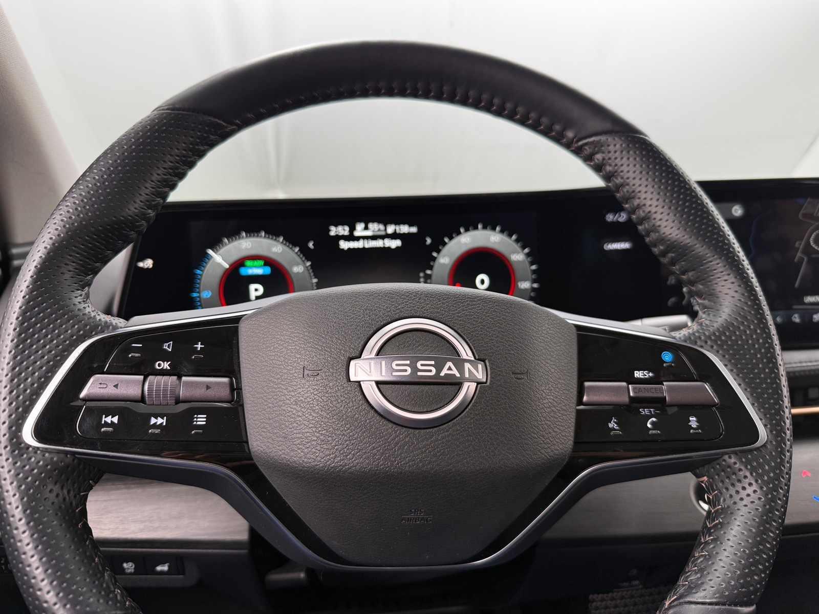 Thumbnail: 2023 Nissan Ariya - 4