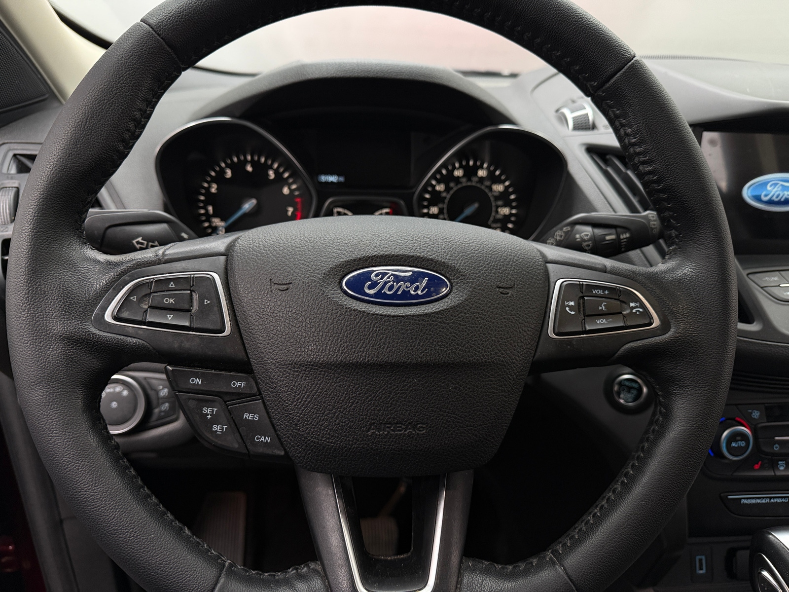 Thumbnail: 2019 Ford Escape - 4