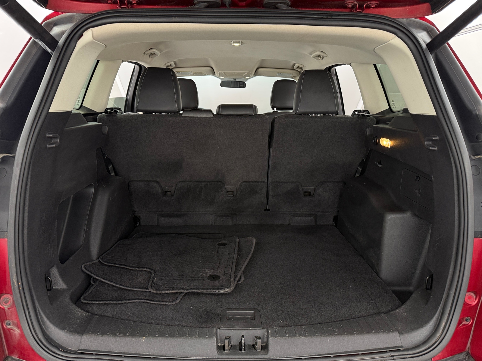 Thumbnail: 2019 Ford Escape - 6