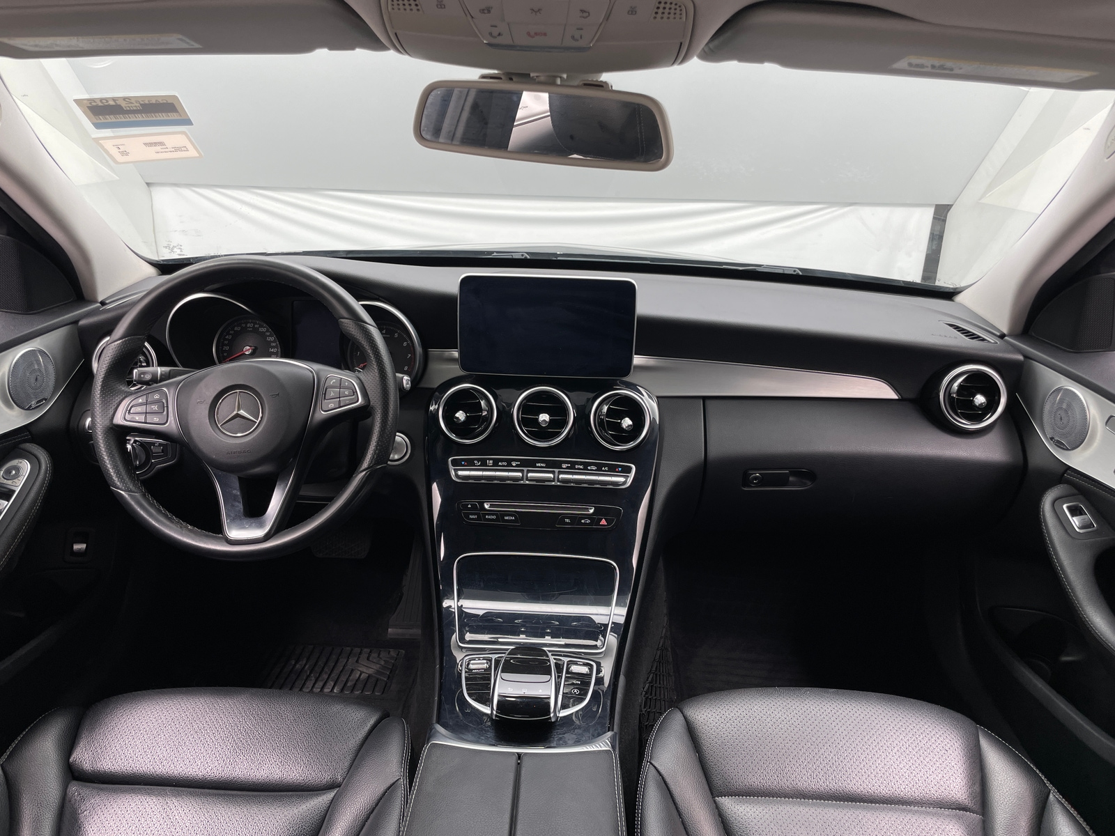 Thumbnail: 2015 Mercedes-Benz C-Class - 2