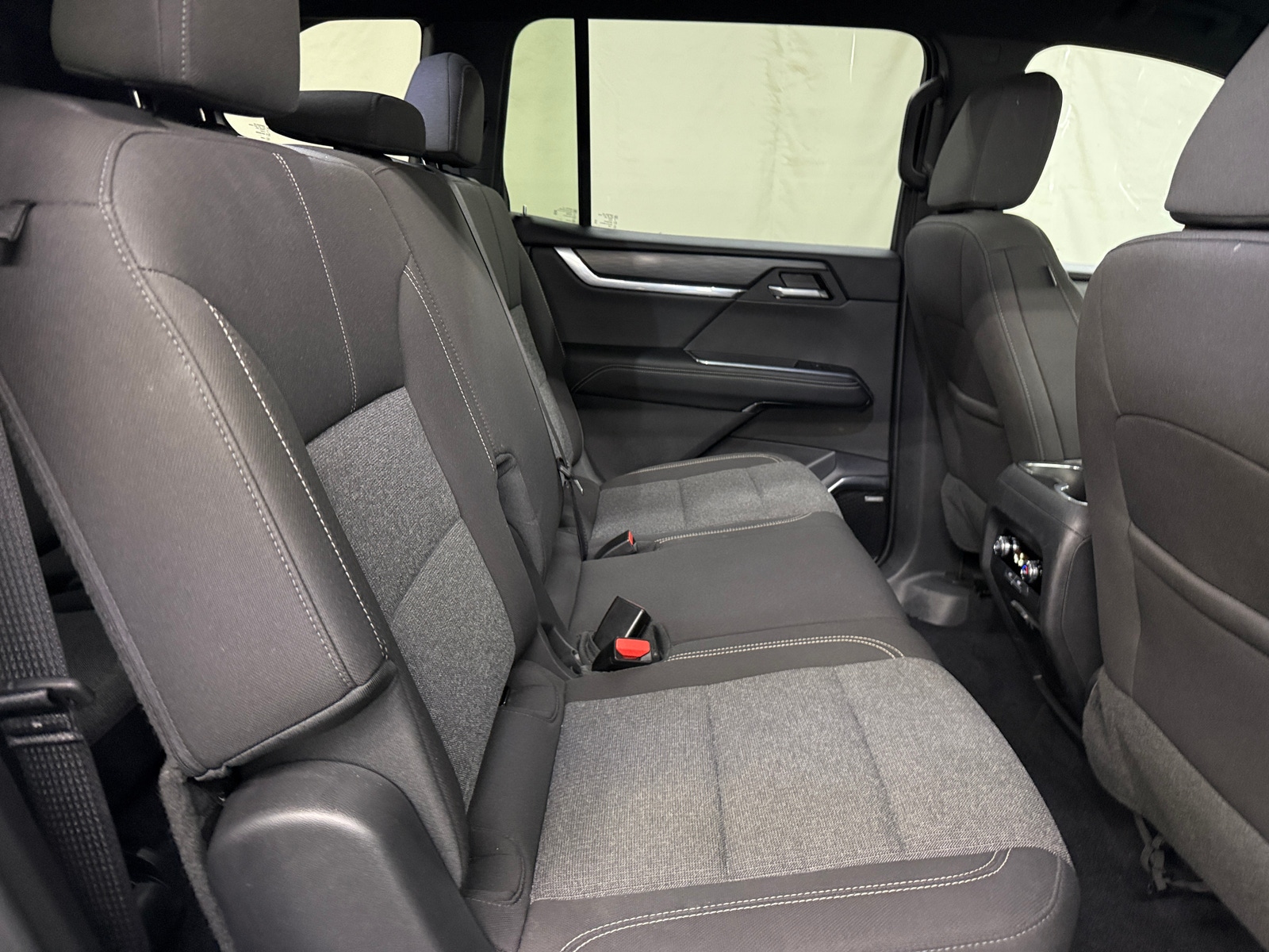 Thumbnail: 2025 GMC Acadia - 6