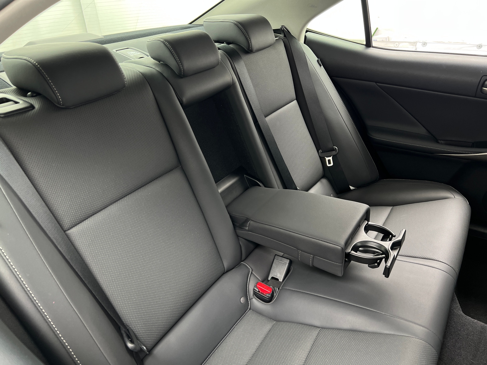 Thumbnail: 2018 Lexus IS - 5