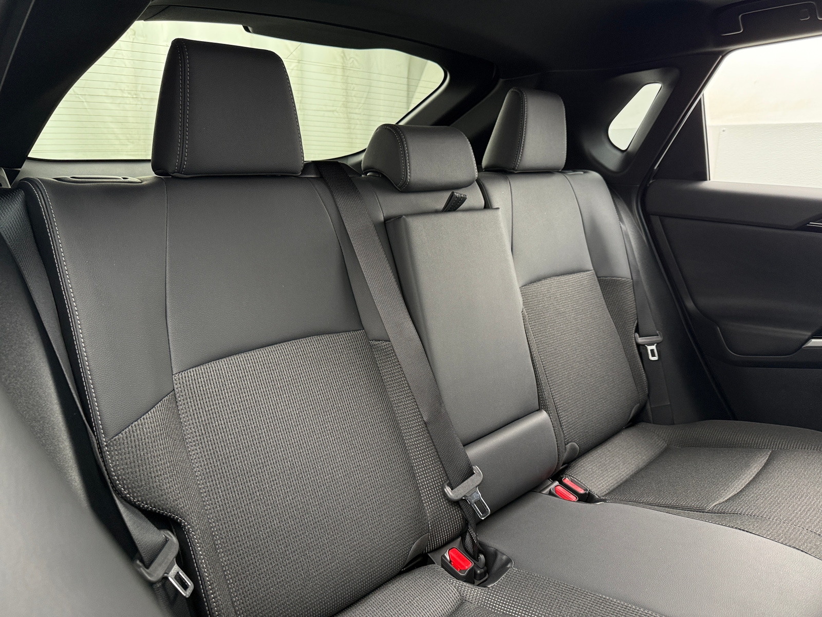 Thumbnail: 2024 Toyota bZ4X - 6