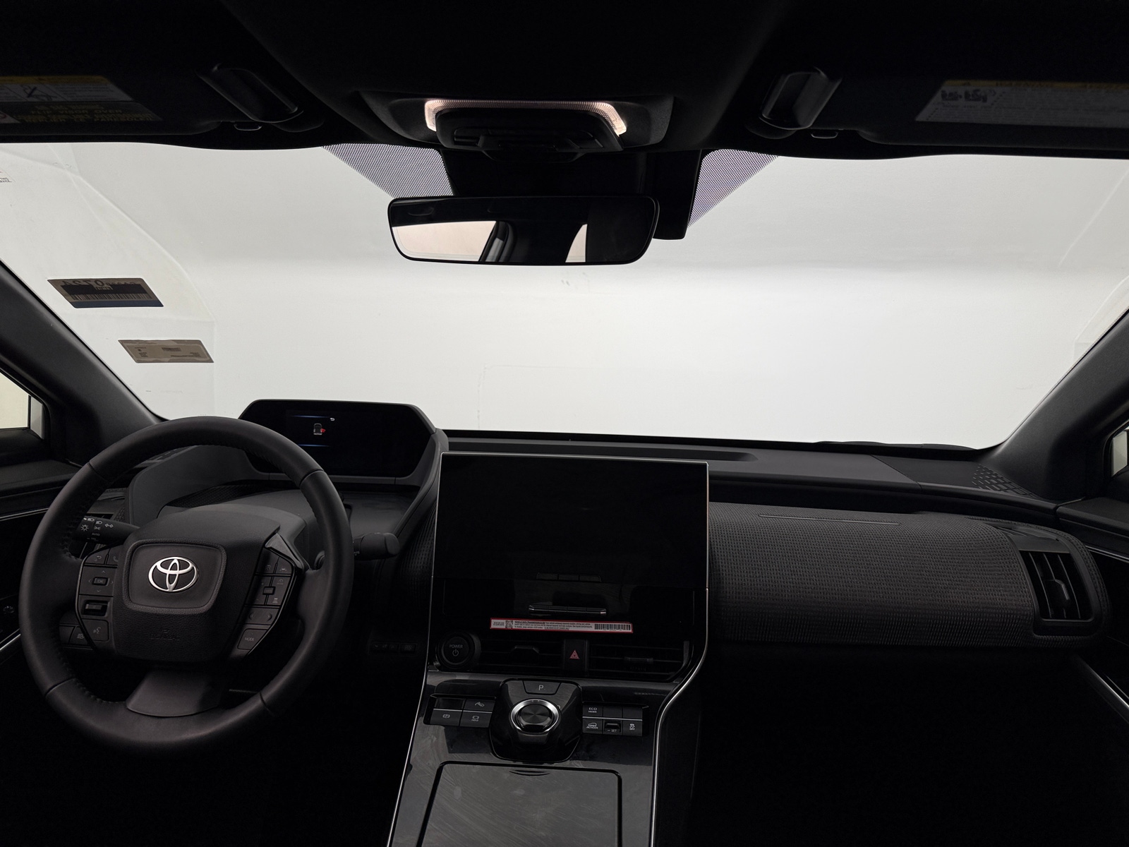 Thumbnail: 2024 Toyota bZ4X - 3