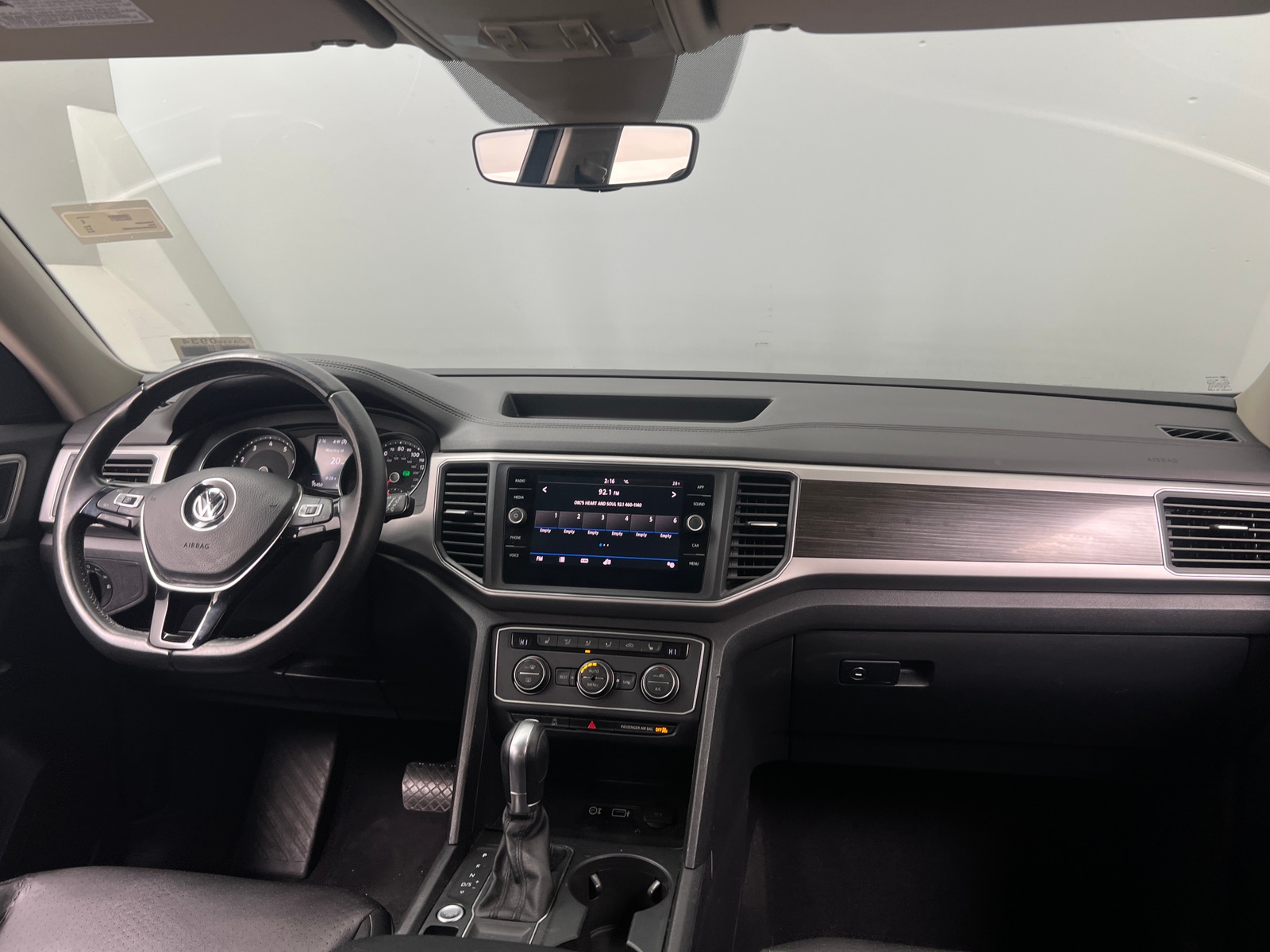 Thumbnail: 2019 Volkswagen Atlas - 2