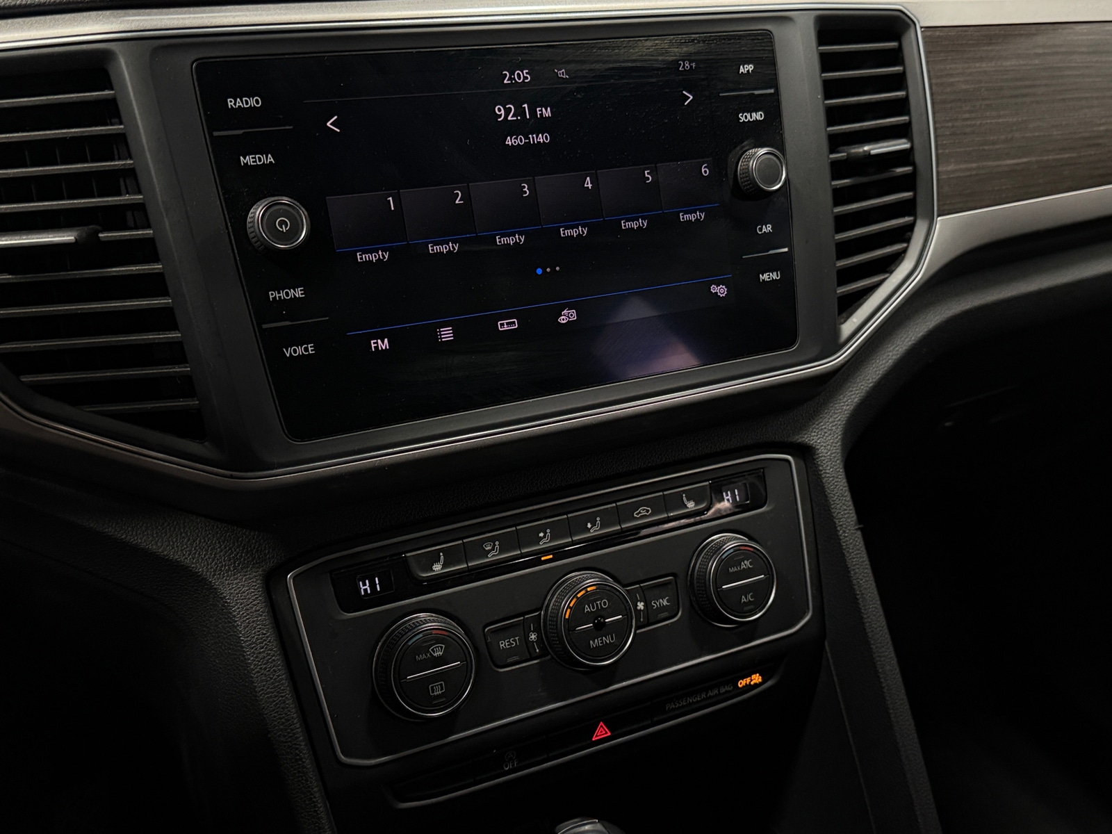 Thumbnail: 2019 Volkswagen Atlas - 3