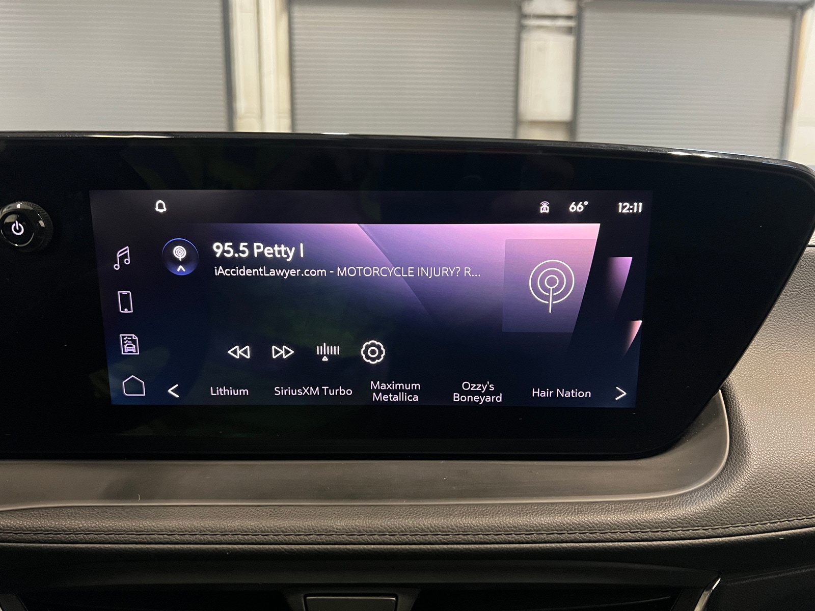 Thumbnail: 2025 Buick Encore GX - 4