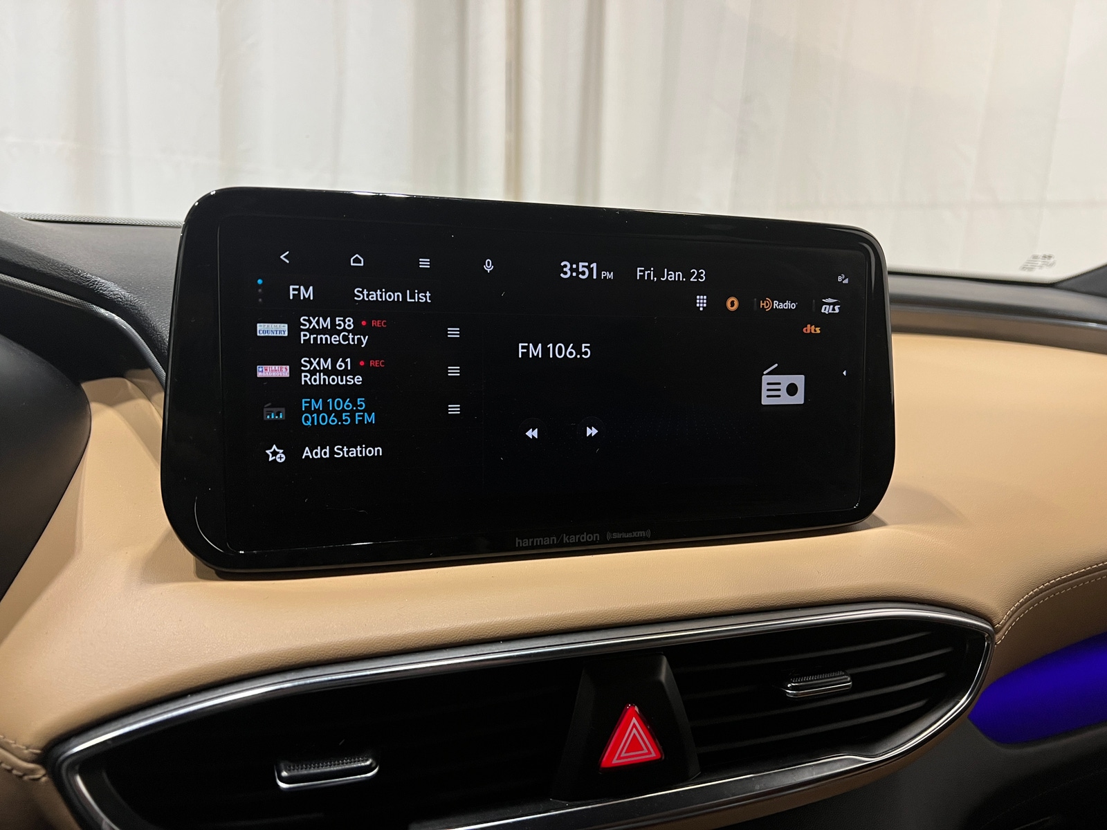 Thumbnail: 2023 Hyundai Santa Fe - 3