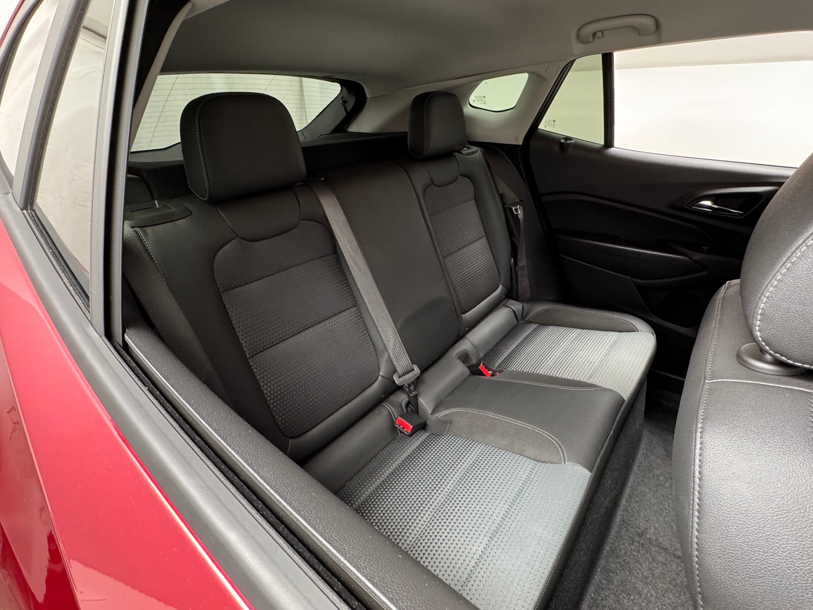 Thumbnail: 2025 Chevrolet Trax - 6