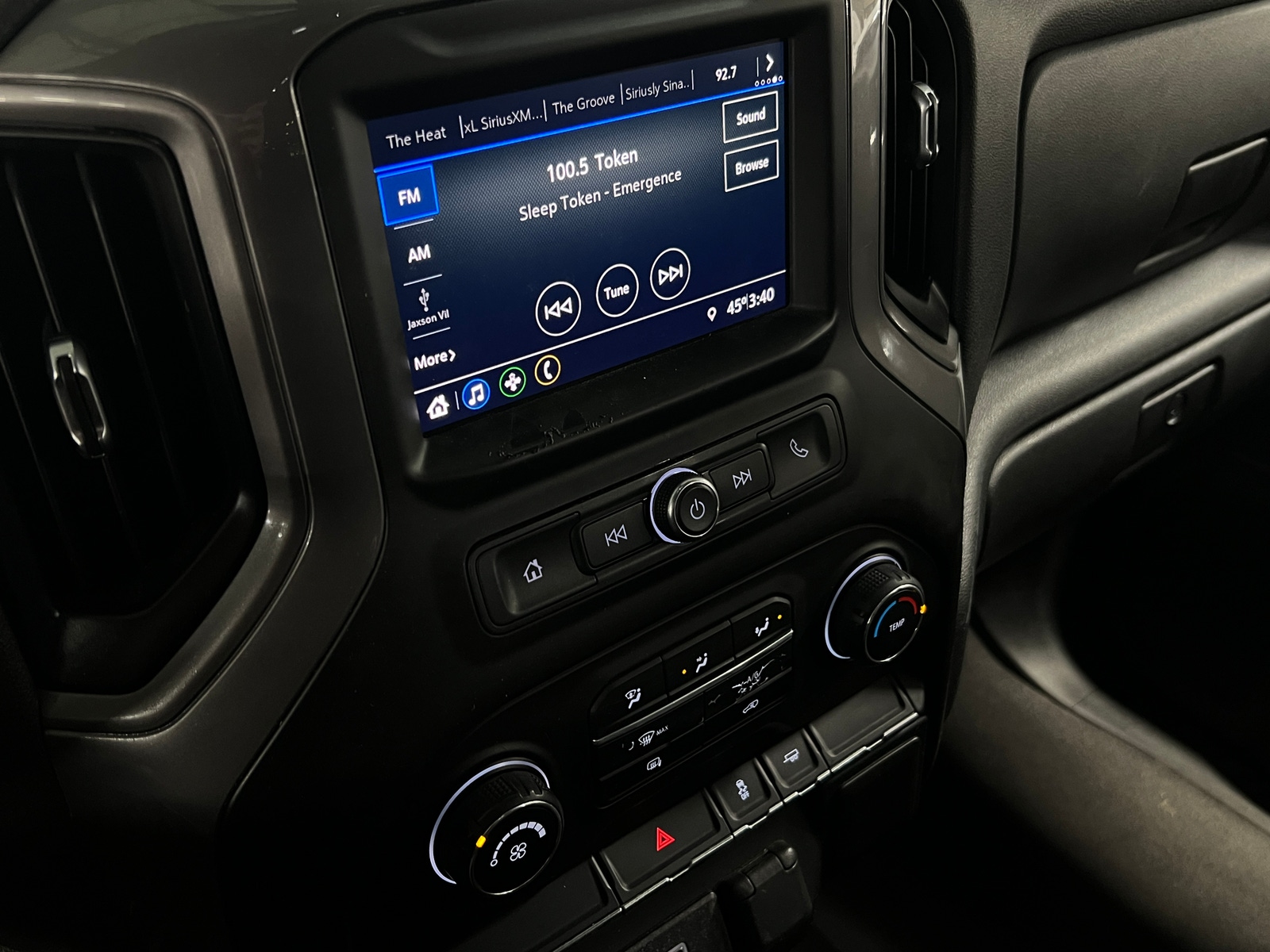 Thumbnail: 2020 Chevrolet Silverado 1500 - 4