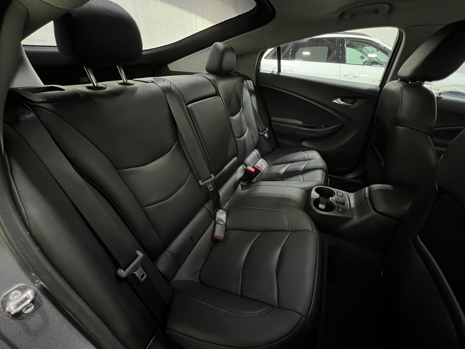 Thumbnail: 2018 Chevrolet Volt - 5