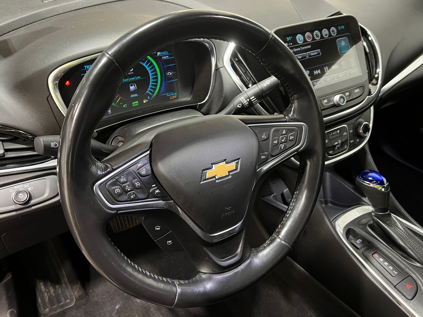 Thumbnail: 2018 Chevrolet Volt - 4