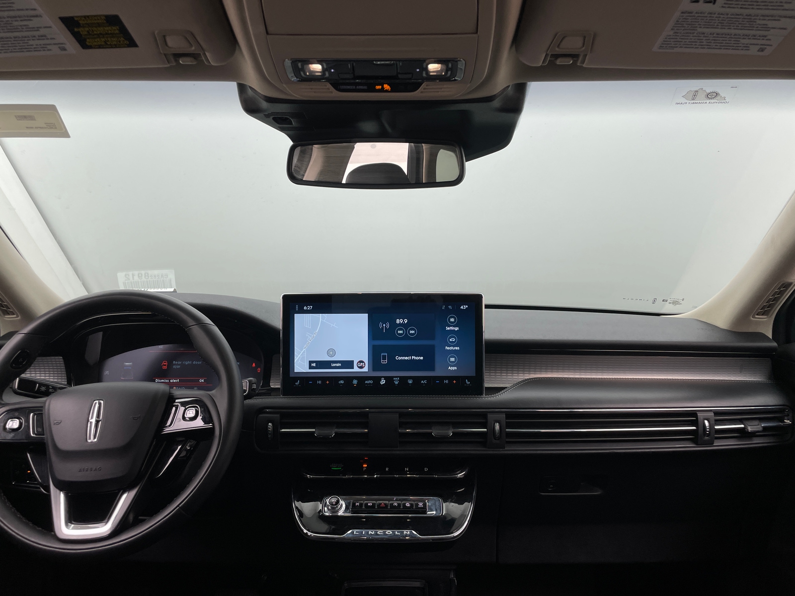 Thumbnail: 2023 Lincoln Corsair - 2