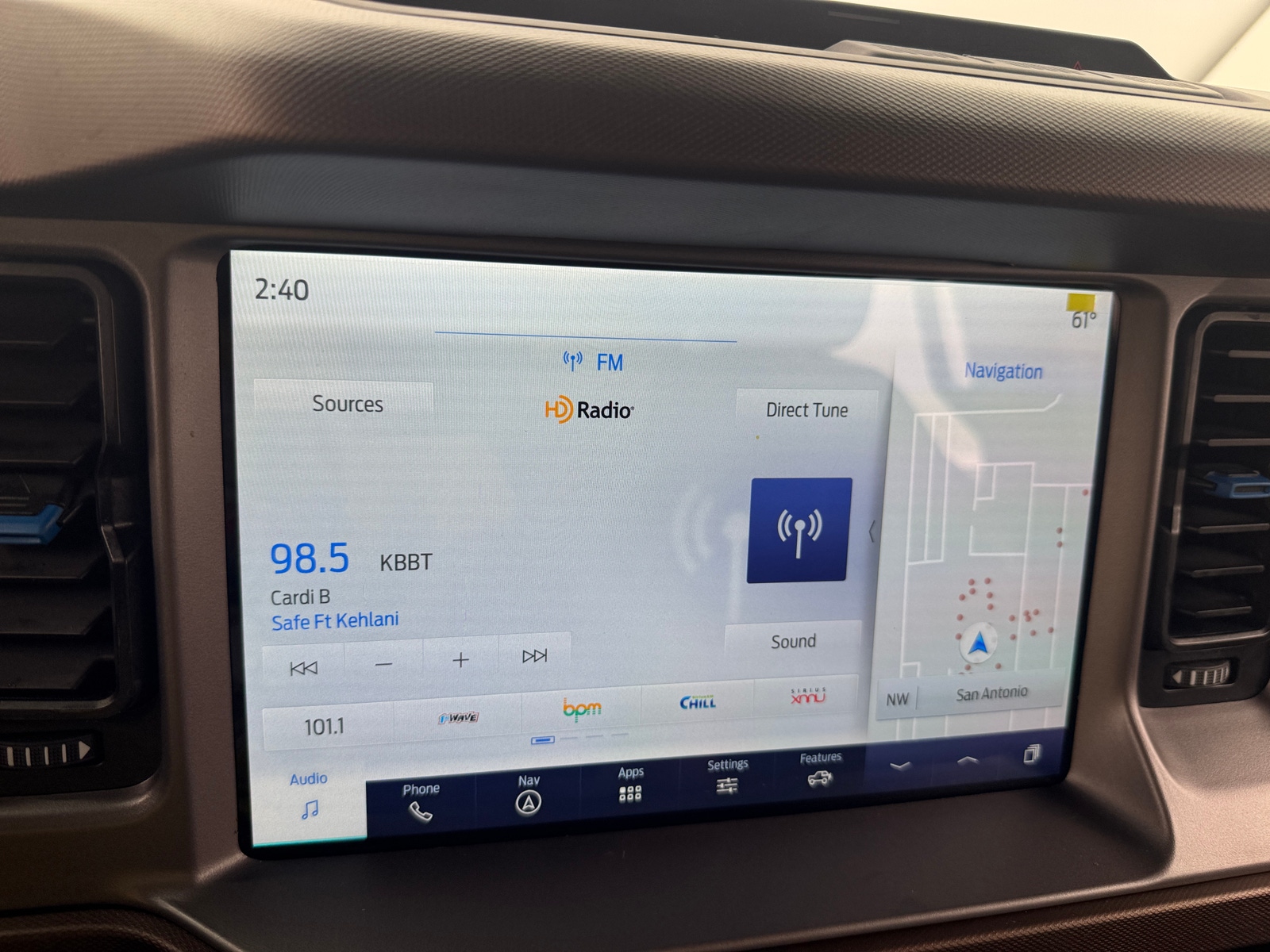 Thumbnail: 2023 Ford Bronco - 3