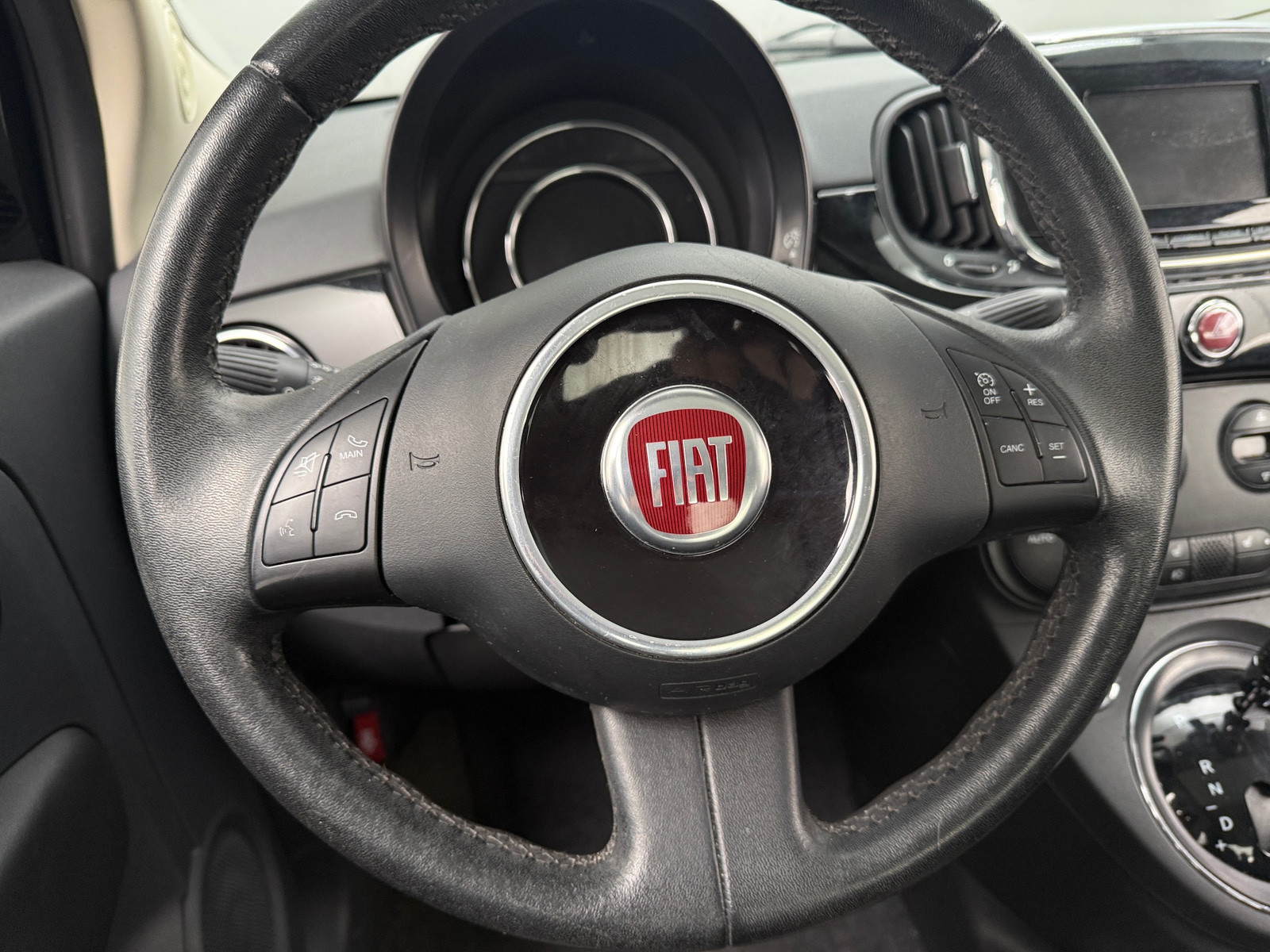 Thumbnail: 2017 Fiat 500 - 4