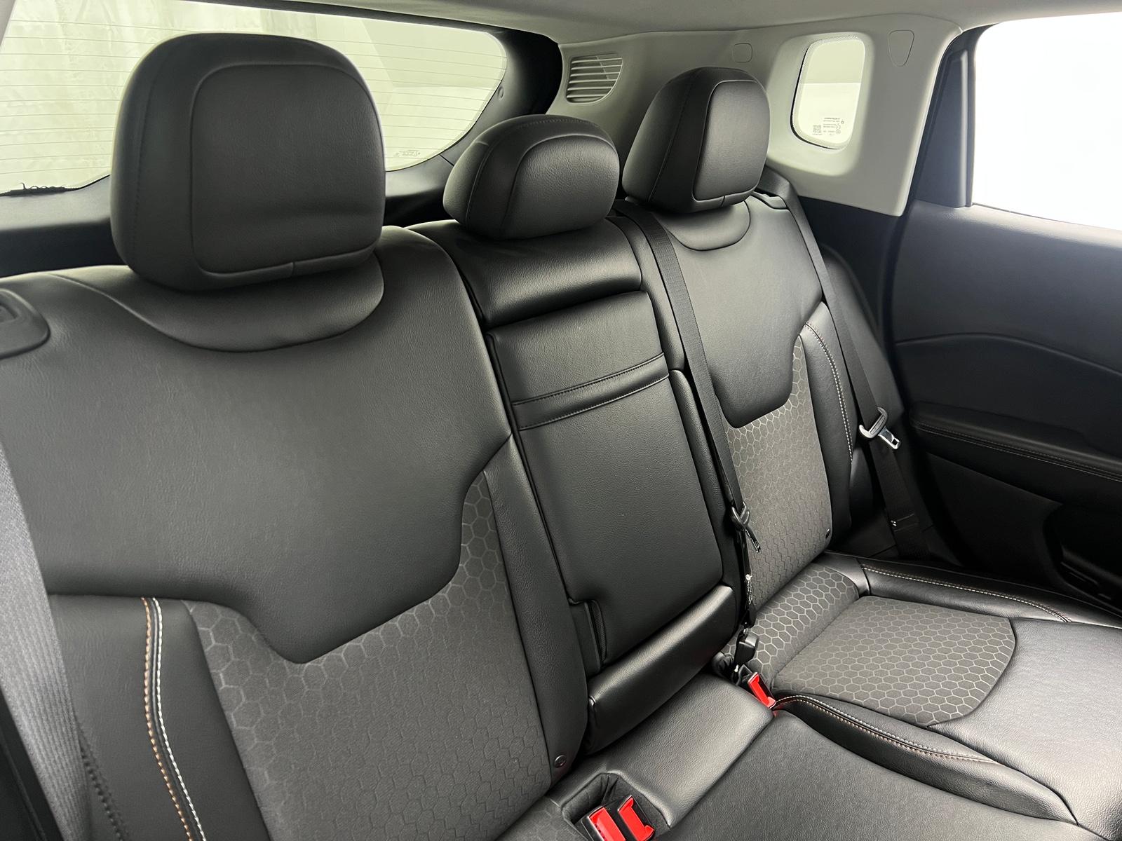 Thumbnail: 2018 Jeep Compass - 6