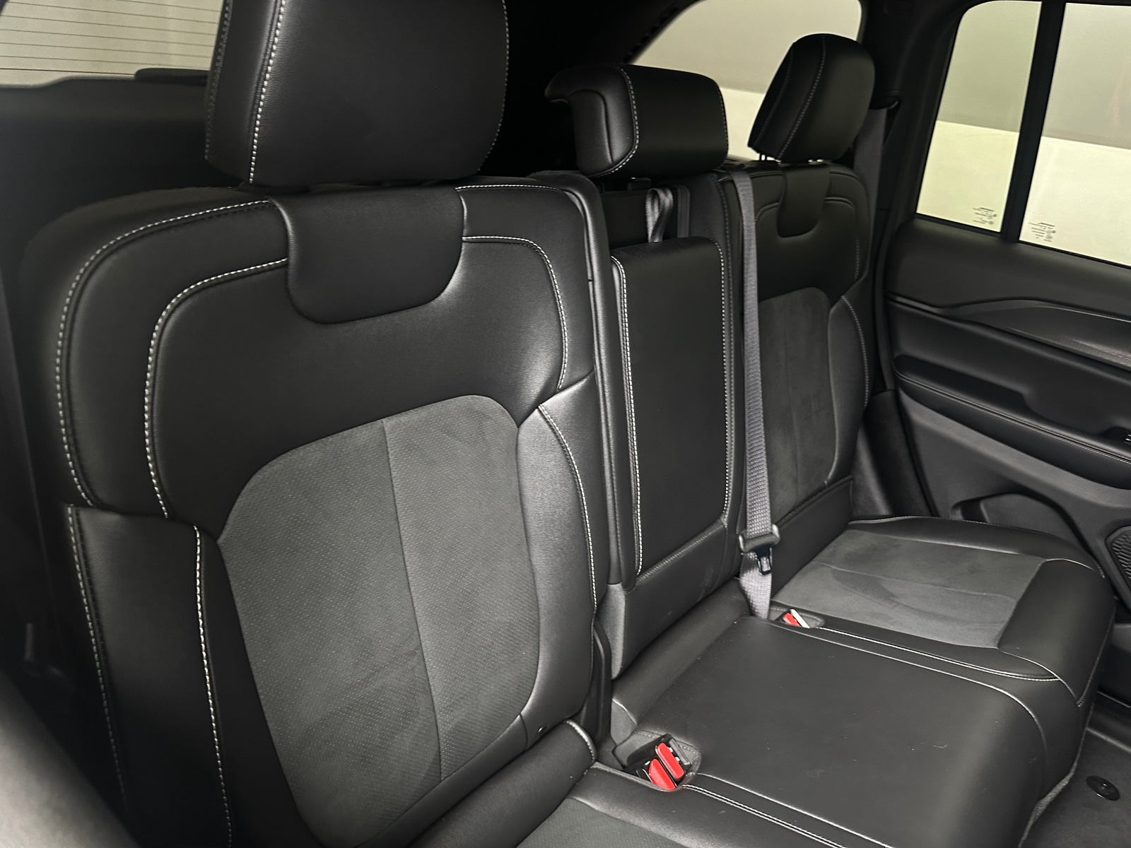 Thumbnail: 2024 Jeep Grand Cherokee - 5