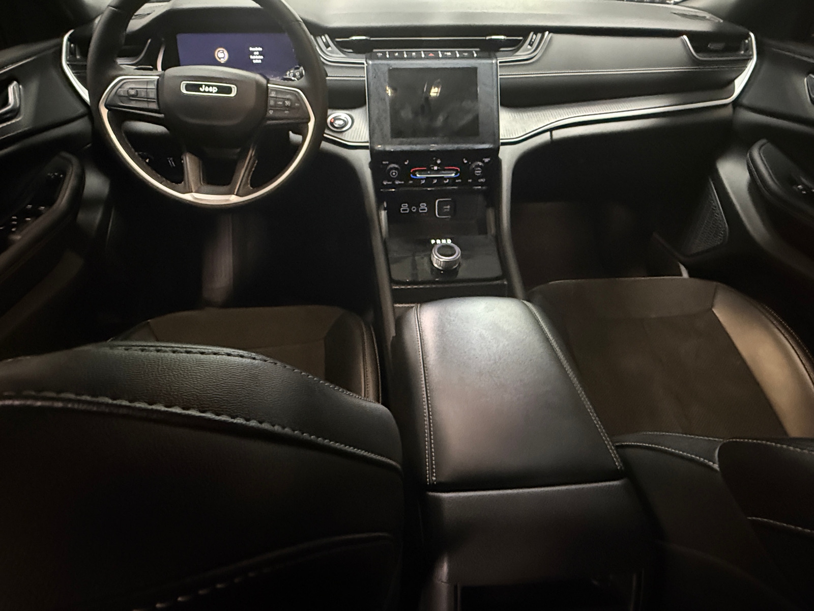 Thumbnail: 2024 Jeep Grand Cherokee - 2