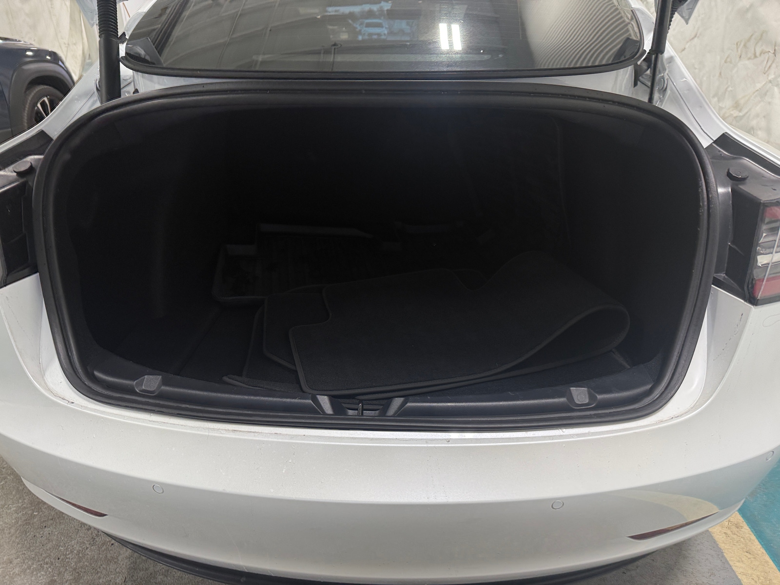 Thumbnail: 2021 Tesla Model 3 - 6