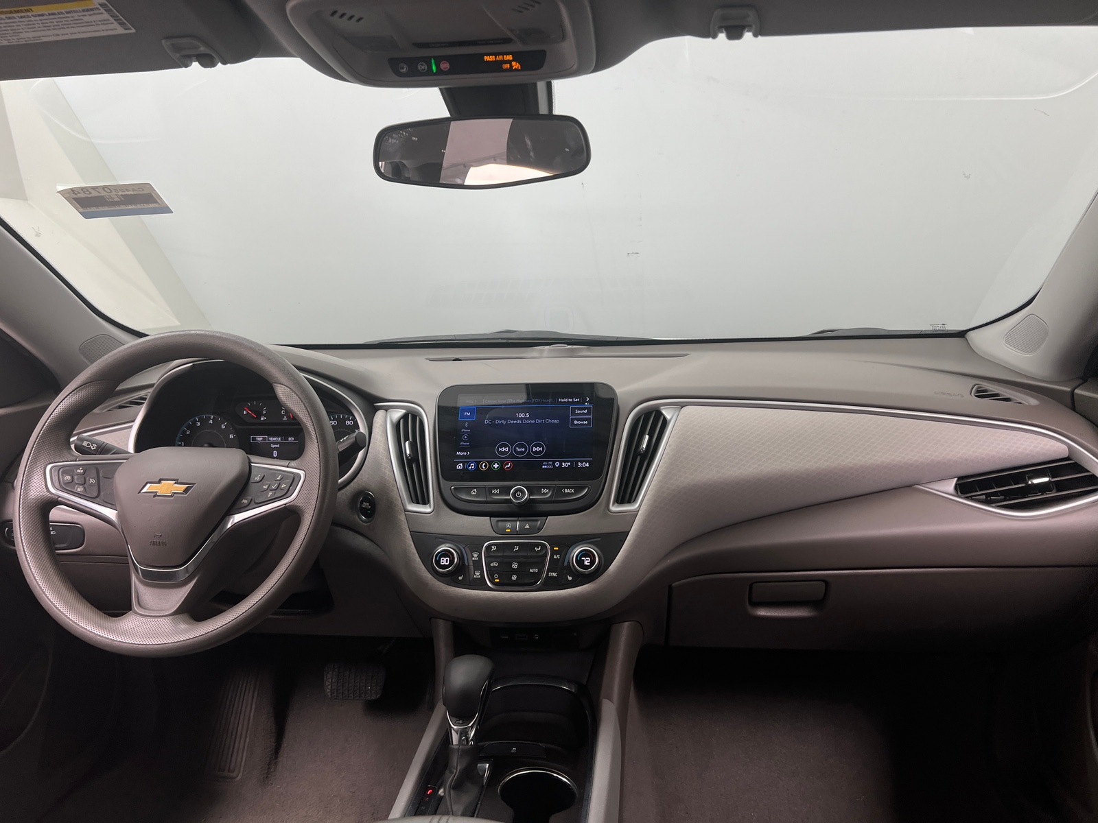 Thumbnail: 2022 Chevrolet Malibu - 3