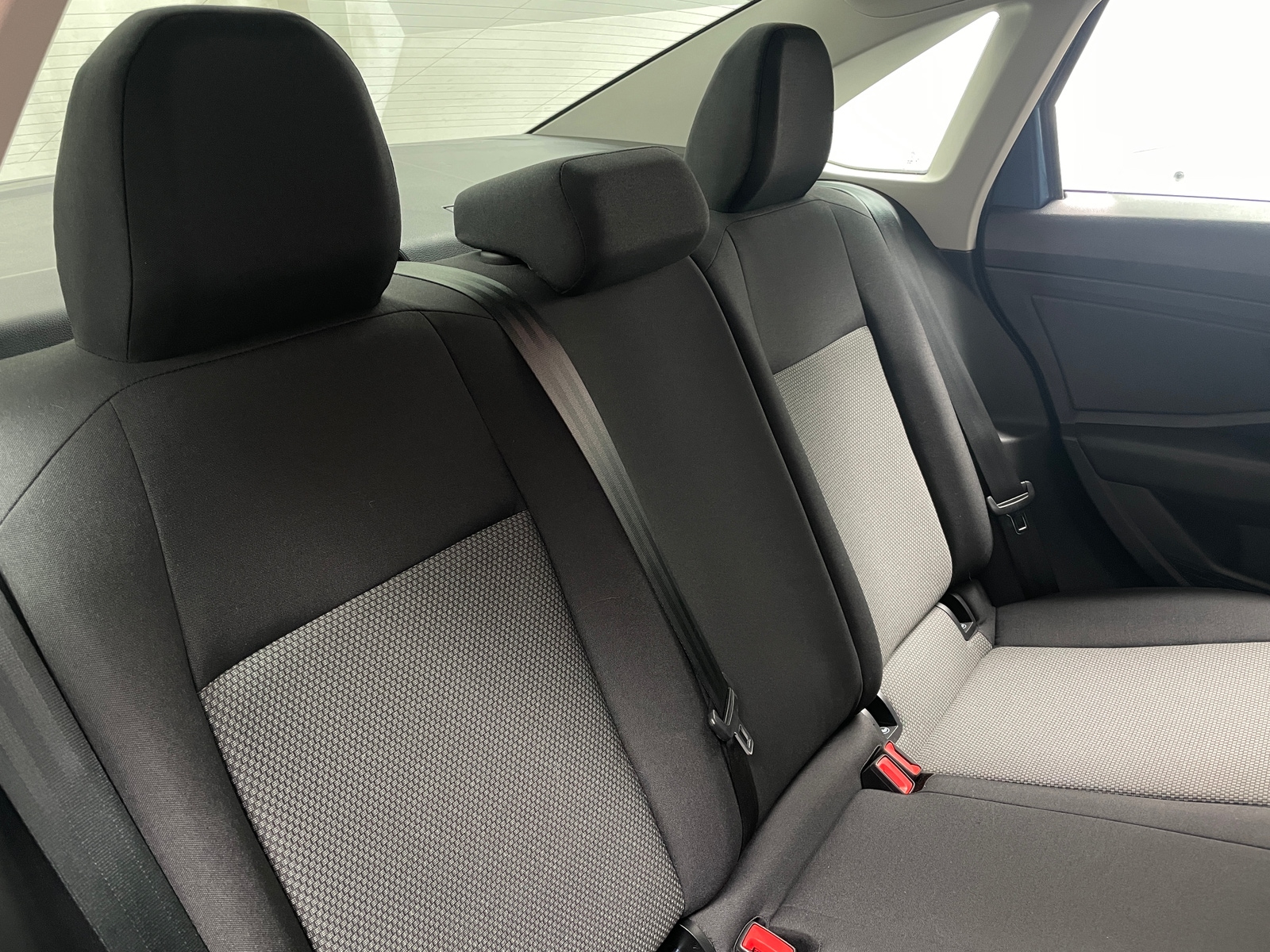 Thumbnail: 2021 Volkswagen Jetta - 6