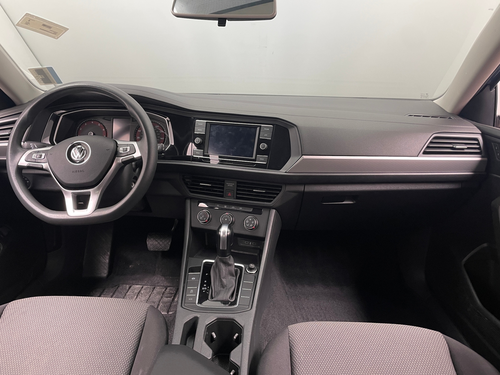 Thumbnail: 2021 Volkswagen Jetta - 3