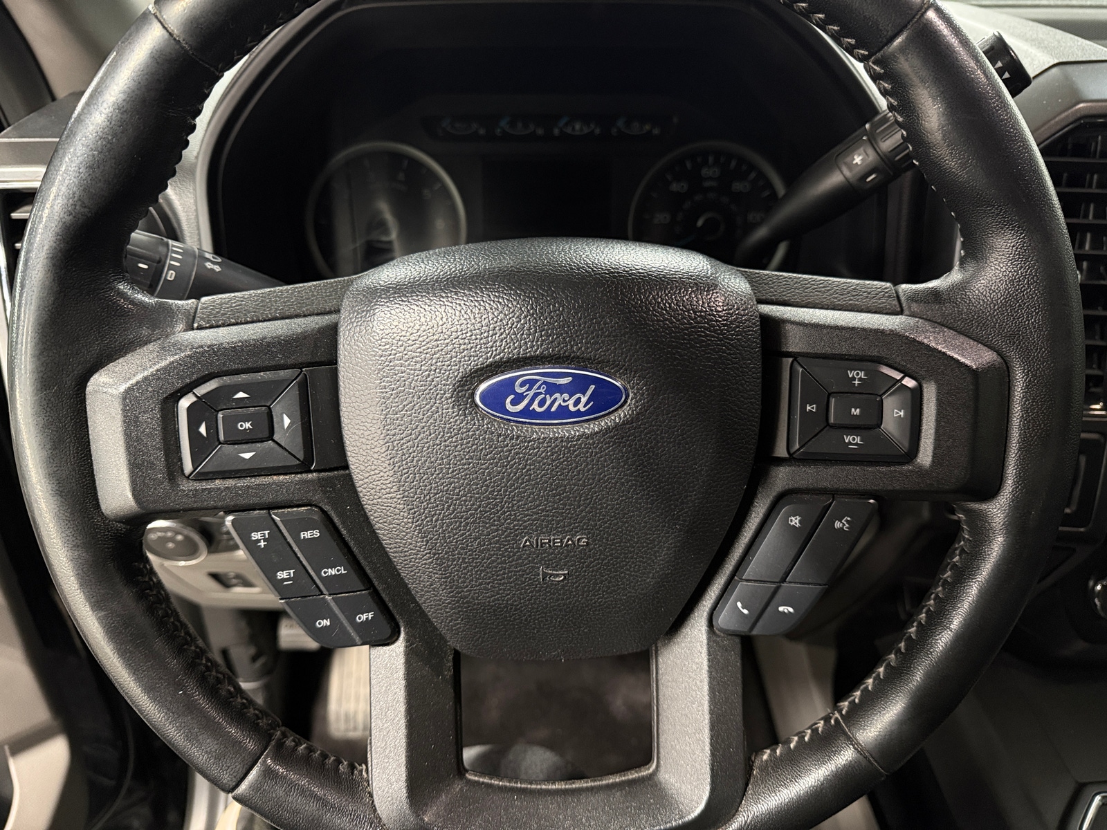 Thumbnail: 2017 Ford Econoline - 5