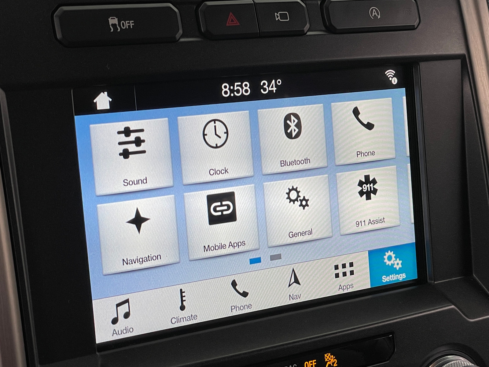 Thumbnail: 2018 Ford Econoline - 3