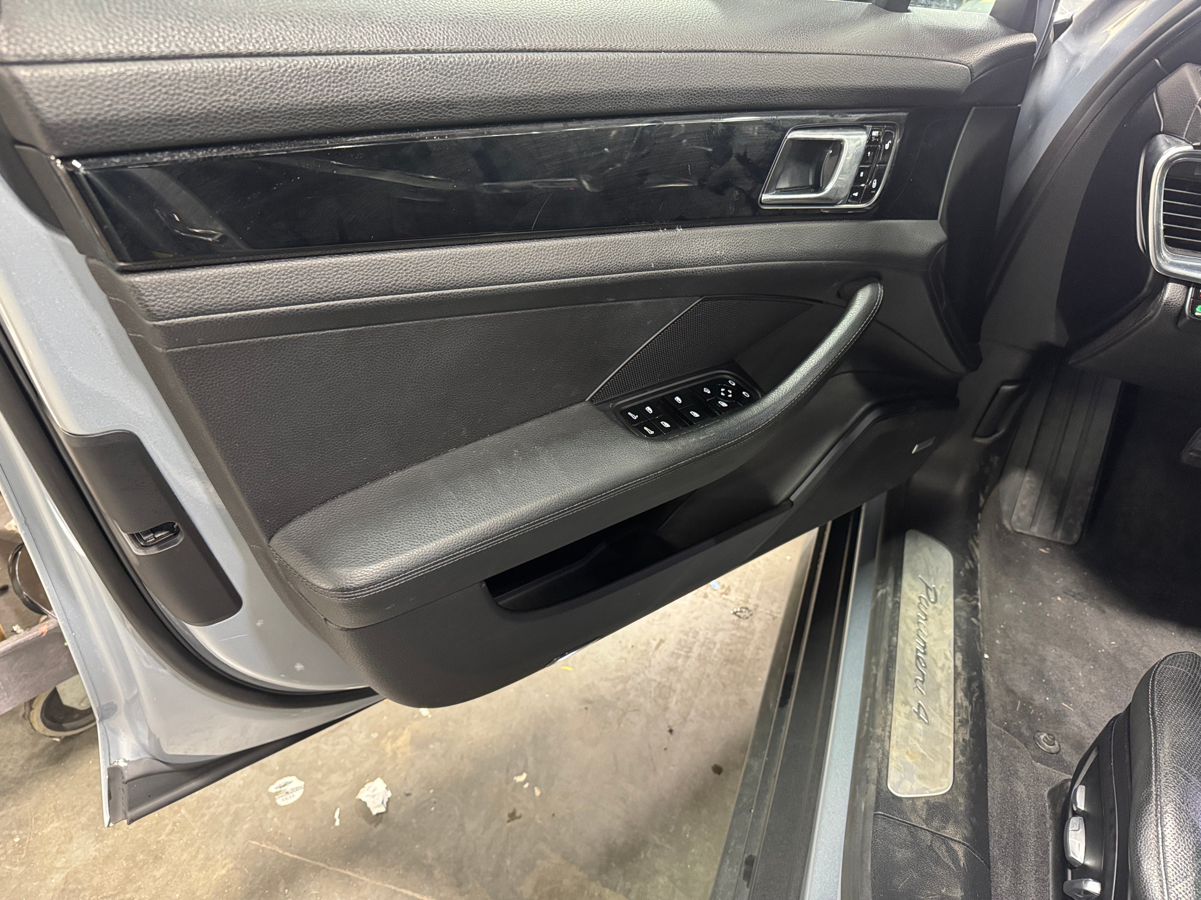 2017 Porsche Panamera