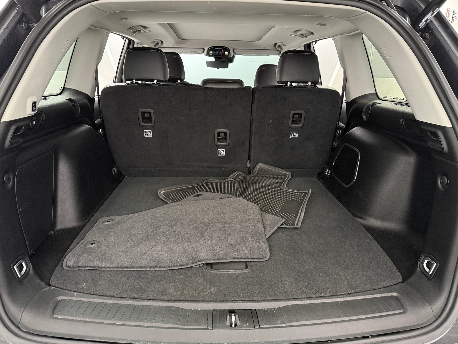 Thumbnail: 2023 Jeep Grand Cherokee - 6