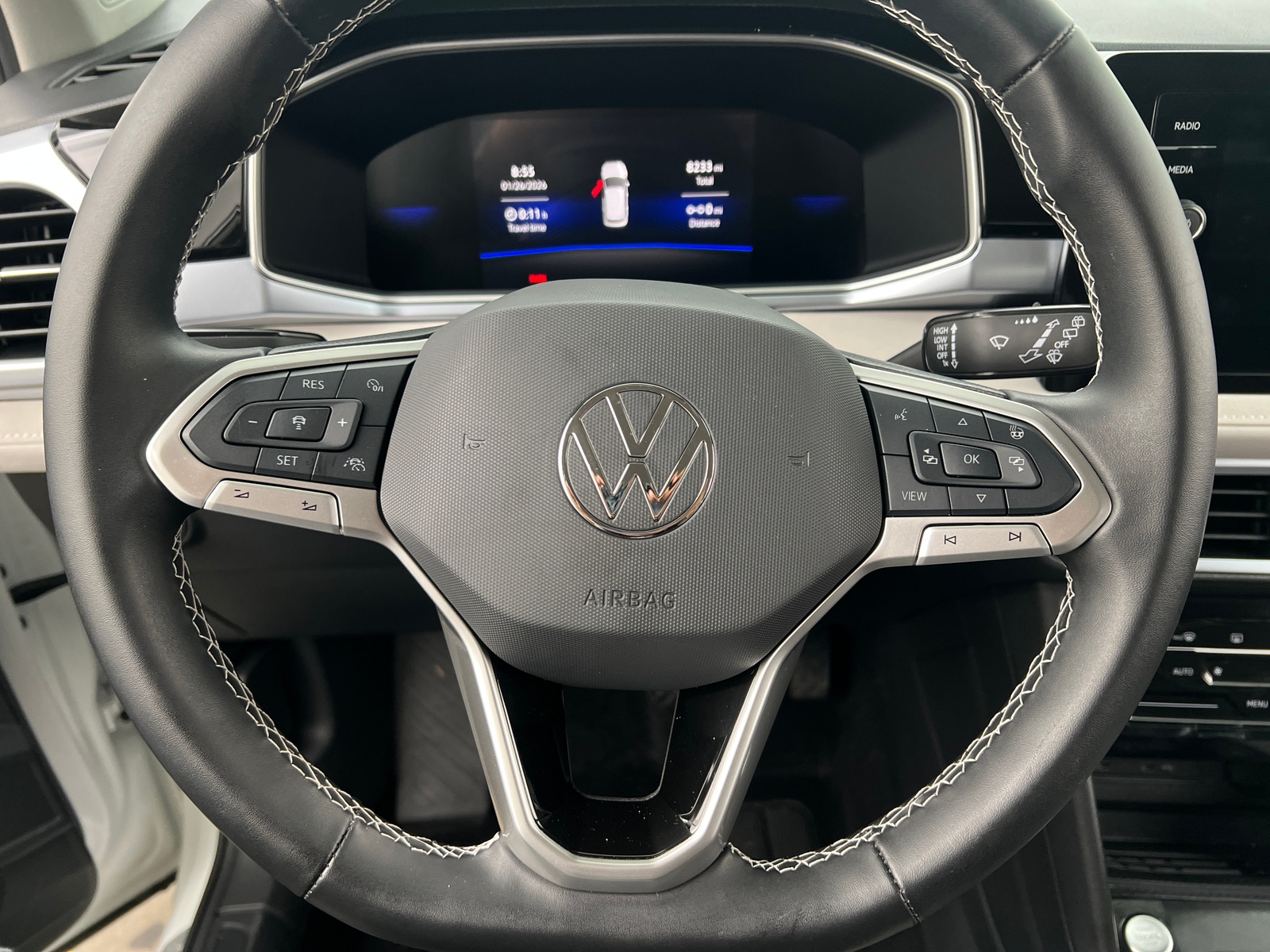 Thumbnail: 2025 Volkswagen Taos - 4