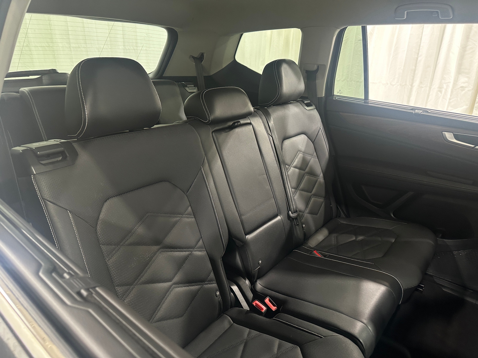 Thumbnail: 2025 Volkswagen Atlas - 5